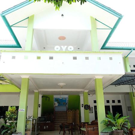 Oyo 2186 Esbe Hotel Syariah Tanjung Pandan Eksteriør bilde