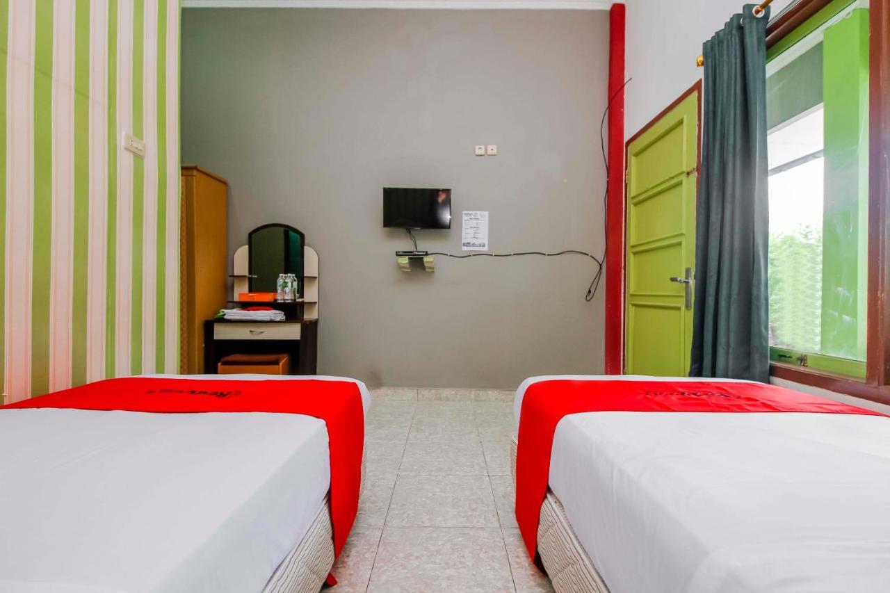 Oyo 2186 Esbe Hotel Syariah Tanjung Pandan Eksteriør bilde