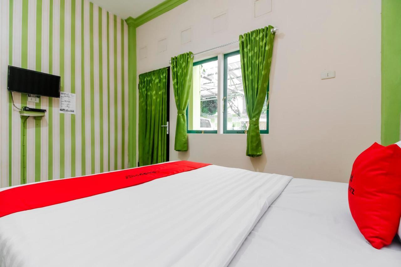 Oyo 2186 Esbe Hotel Syariah Tanjung Pandan Eksteriør bilde