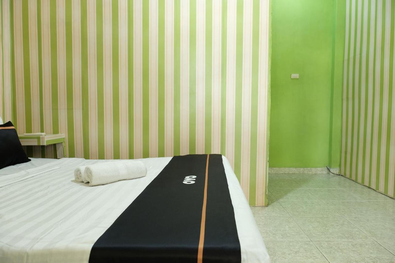Oyo 2186 Esbe Hotel Syariah Tanjung Pandan Eksteriør bilde